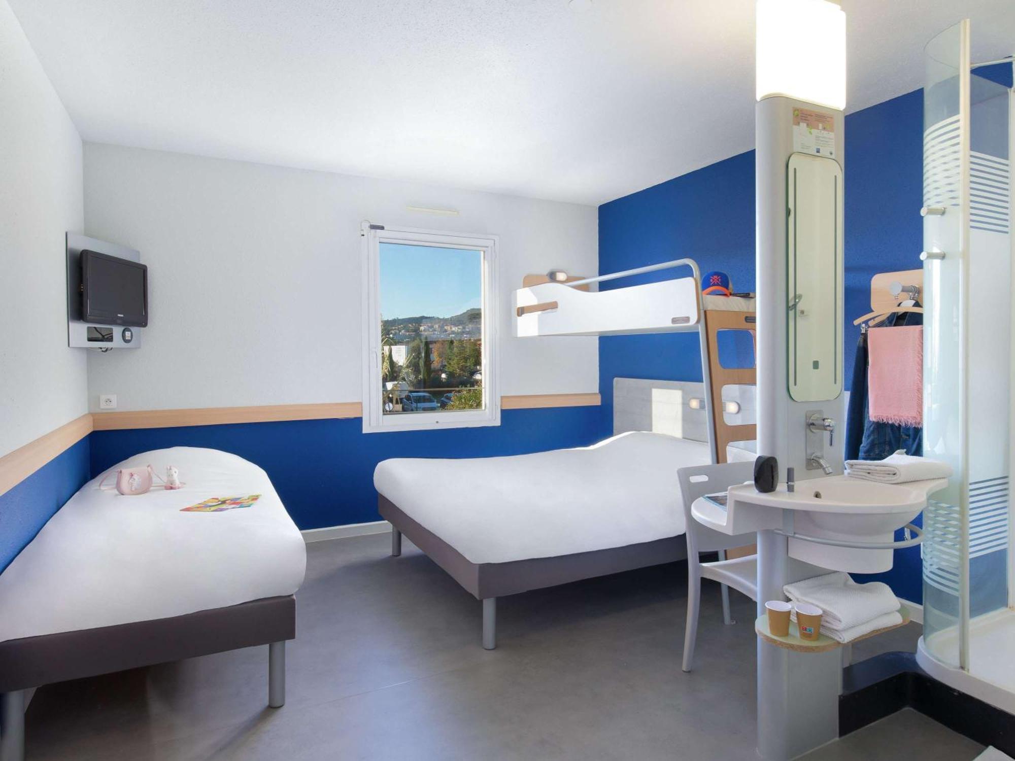 Ibis Budget Saint-Maximin Экстерьер фото