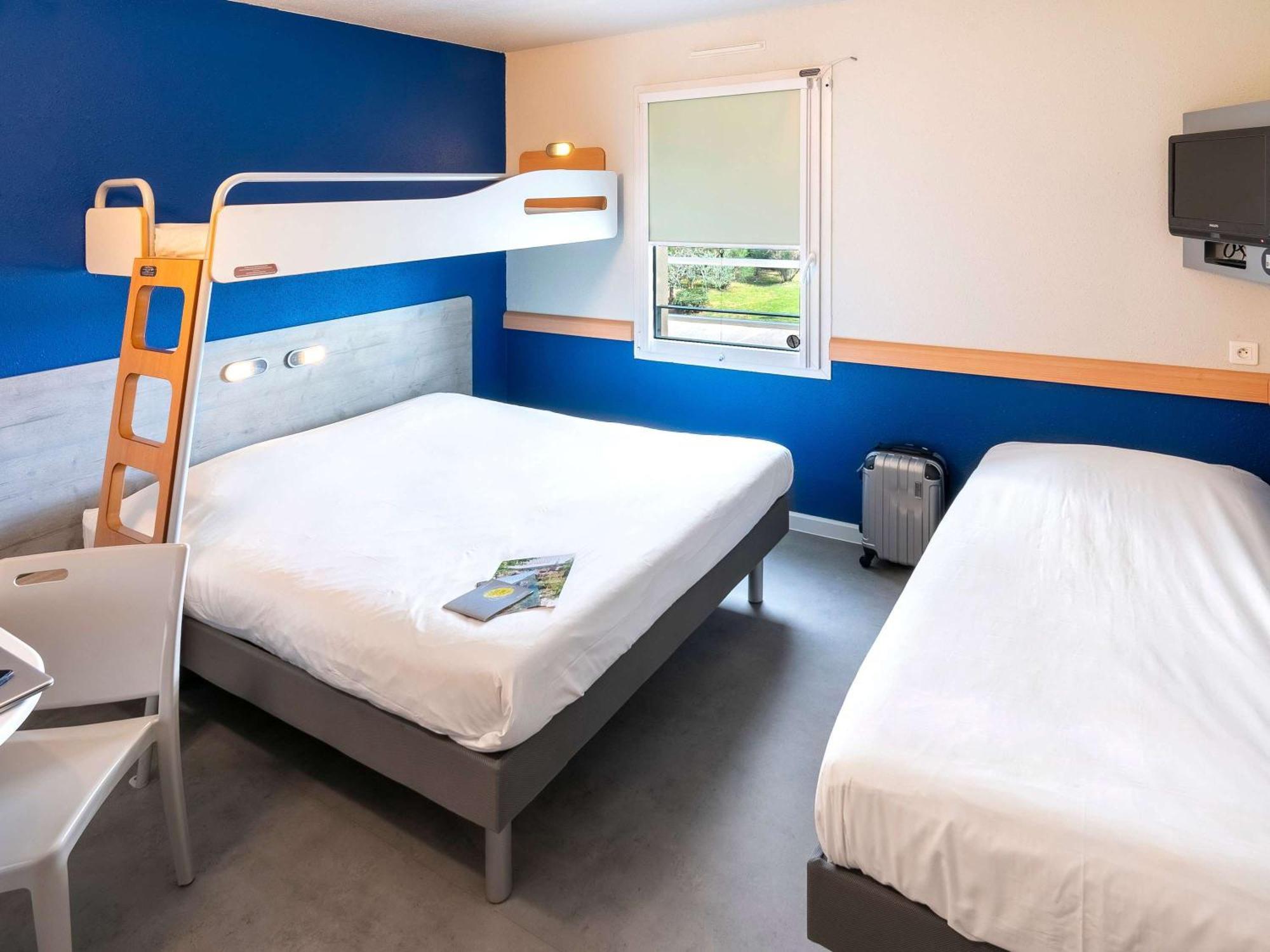 Ibis Budget Saint-Maximin Экстерьер фото