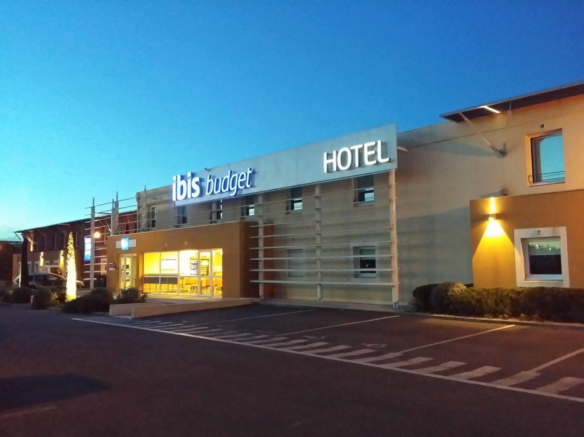 Ibis Budget Saint-Maximin Экстерьер фото